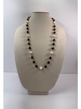 Napier Black White Bead Necklace Gold Tone Acrylic 30” Classic Vintage